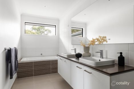 Property photo of 161 Hazel Glen Drive Doreen VIC 3754