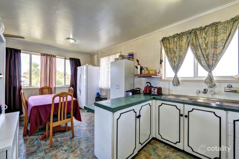Property photo of 10 Finnis Street Avenell Heights QLD 4670