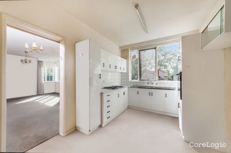 Property photo of 2/223 Alma Road St Kilda East VIC 3183