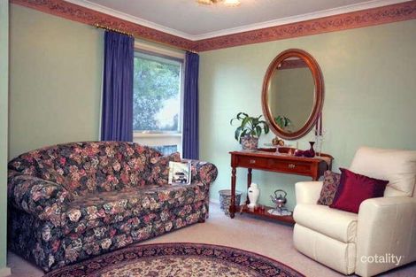 Property photo of 6 Alison Drive Happy Valley SA 5159