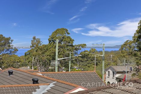 Property photo of 37 Minnamurra Road Gorokan NSW 2263