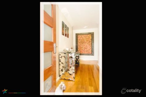 Property photo of 43 Lyndhurst Crescent Ferndale WA 6148