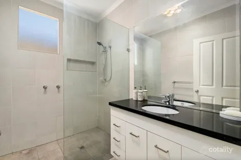 Property photo of 4 Wicklow Street Ormond VIC 3204