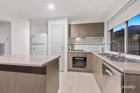 Property photo of 15 Southampton Drive Langwarrin VIC 3910