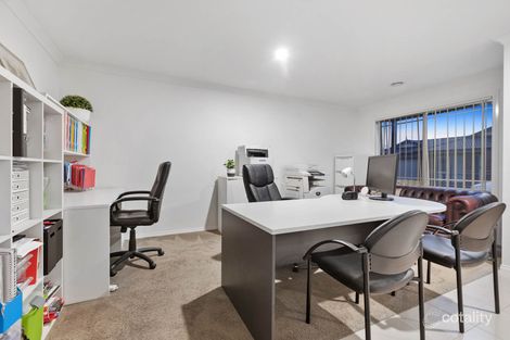 Property photo of 15 Southampton Drive Langwarrin VIC 3910