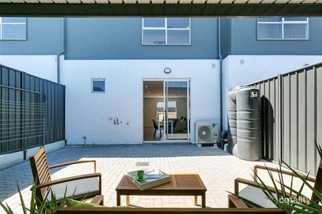 Property photo of 34 Prow Drive Seaford Meadows SA 5169