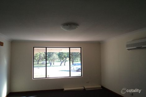 Property photo of 9 Silvertop Avenue Halls Head WA 6210