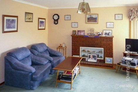 Property photo of 5 Grassdale Place Ravenswood TAS 7250