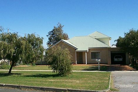 15b Minilya Ave, White Gum Valley, WA 6162