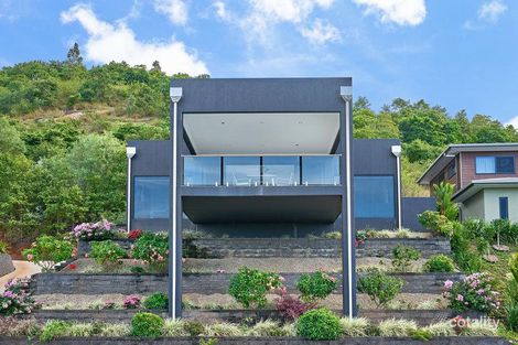 Property photo of 10 Sunbird Drive Woree QLD 4868