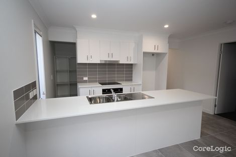 Property photo of 10 Silvertop Crescent Spring Mountain QLD 4124