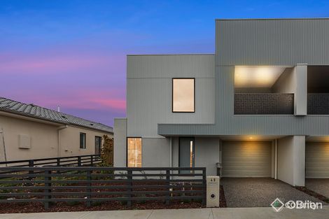 48 Grande Belmond Ave, Clyde, VIC 3978