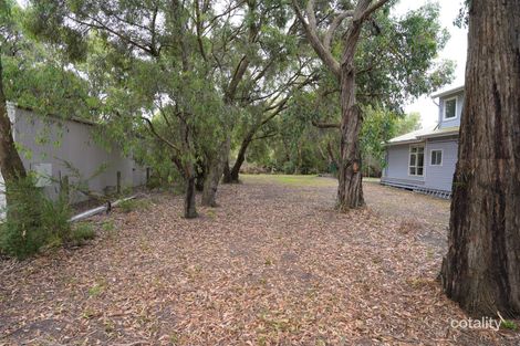 3 Macneil Ct, Walkerville, VIC 3956