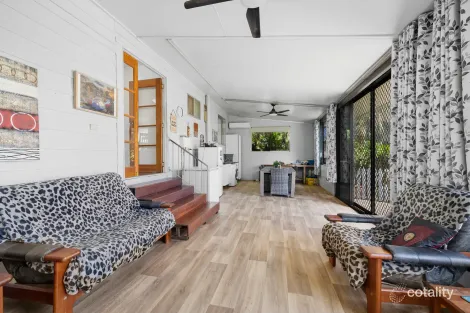 Property photo of 9 Luck Place Emerald QLD 4720