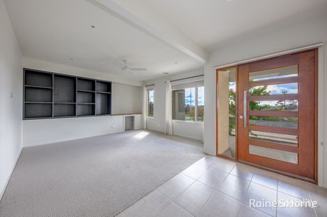 Property photo of 2 Drill Court Sunbury VIC 3429