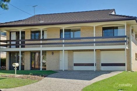Property photo of 22 Joalah Crescent Ferny Hills QLD 4055