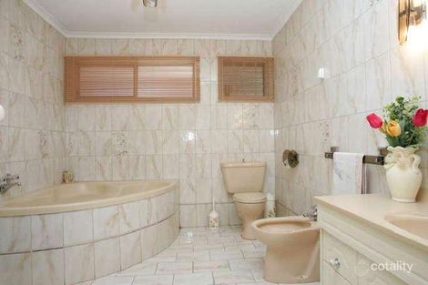 Property photo of 42 Park Drive Keilor East VIC 3033