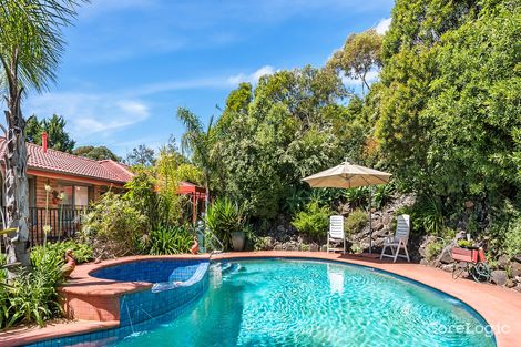 Property photo of 2 Dudson Close Mount Eliza VIC 3930