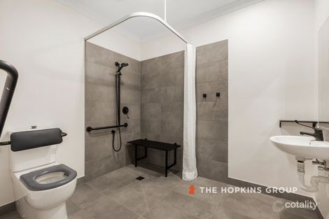 Property photo of 1 Durham Crescent Hoppers Crossing VIC 3029