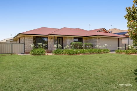 15 Salisbury St, Darling Heights, QLD 4350