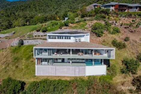 Property photo of 10 Bottletree Close Airlie Beach QLD 4802