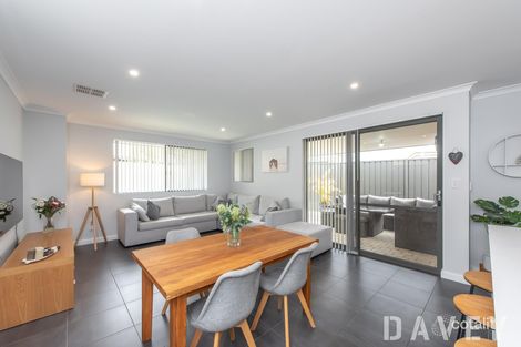 Property photo of 33 Newcombe Way Padbury WA 6025