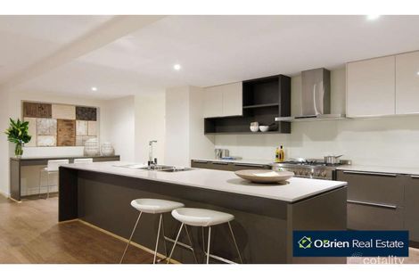 Property photo of 3 Haines Street Cranbourne East VIC 3977