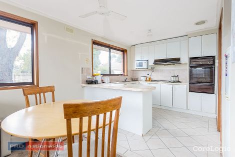 Property photo of 4 Argyle Crescent Werribee VIC 3030