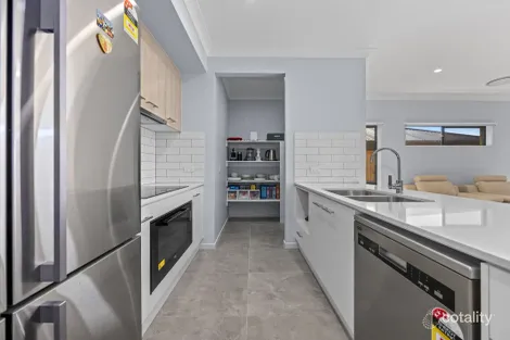 Property photo of 27 Hope Street Ripley QLD 4306