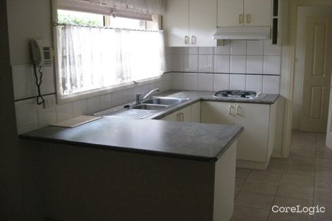 Property photo of 33 Bellbrook Drive Dandenong North VIC 3175