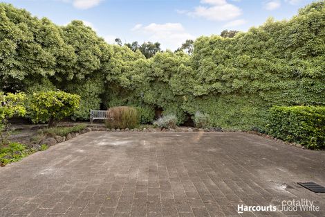 Property photo of 2 Beacon Street Glen Waverley VIC 3150