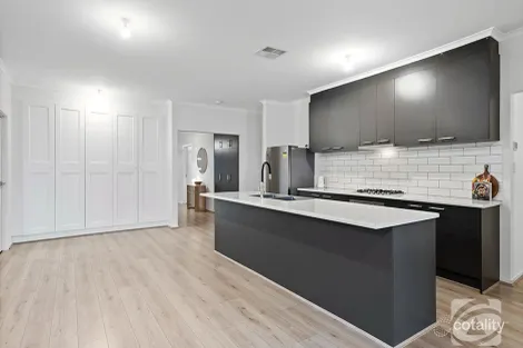 Property photo of 2 Murray Hillier Court Hillier SA 5116
