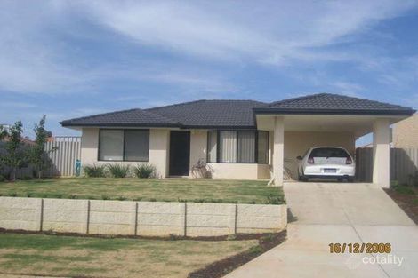Property photo of 4 Kamber Court Maddington WA 6109