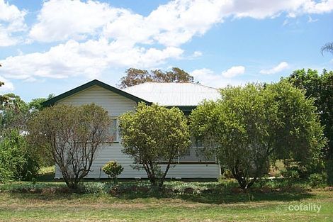 24 Moreton St, Dalby, QLD 4405
