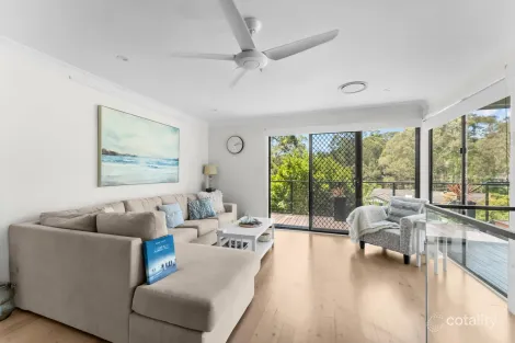 Property photo of 10 Beasley Crescent Rankin Park NSW 2287