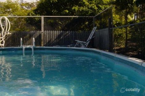 Property photo of 21 Allunga Drive Glen Eden QLD 4680