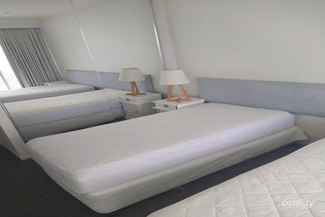 Property photo of 5 Woodroffe Avenue Main Beach QLD 4217