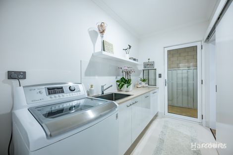 Property photo of 38 Barquentine Avenue Jindalee WA 6036
