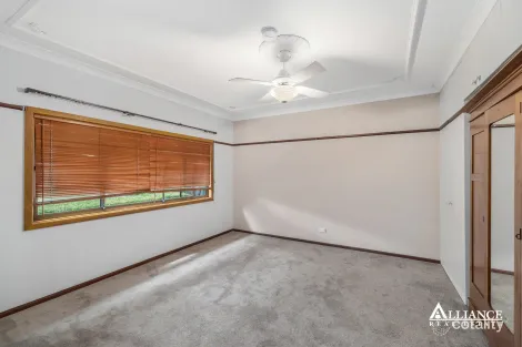 Property photo of 85 Burns Road Picnic Point NSW 2213