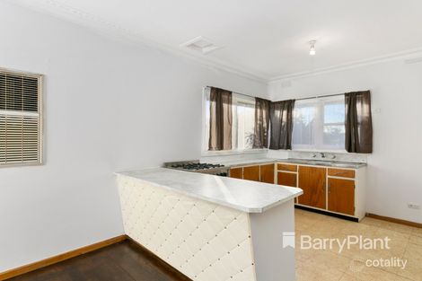 Property photo of 37 Third Avenue Rosebud VIC 3939