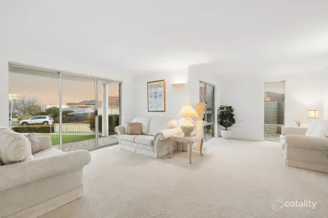 Property photo of 11A Seltrust Place Ocean Reef WA 6027