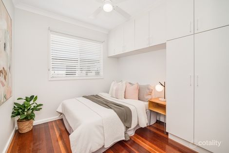 Property photo of 1 Railway Crescent Belmont North NSW 2280