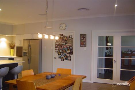 Property photo of 26 Lakeside Circuit Dubbo NSW 2830