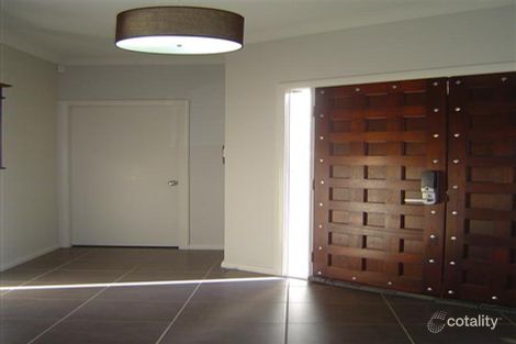 Property photo of 26 Lakeside Circuit Dubbo NSW 2830
