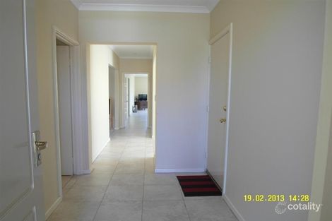 Property photo of 11 Glentrool Gardens Canning Vale WA 6155