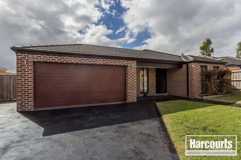 25 Bronson Cct, Cranbourne North, VIC 3977