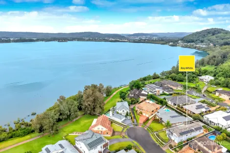 Property photo of 24 Sunny Waters Road Kincumber NSW 2251