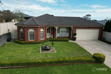 Property photo of 82 Bowen Street Camperdown VIC 3260