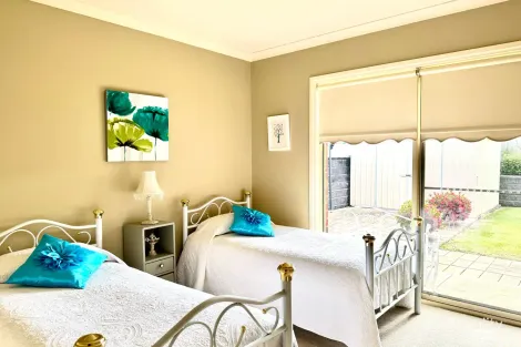 Property photo of 82 Bowen Street Camperdown VIC 3260