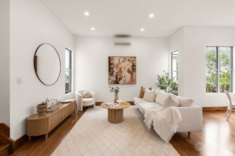 Property photo of 15B Thorpe Street Balmoral QLD 4171